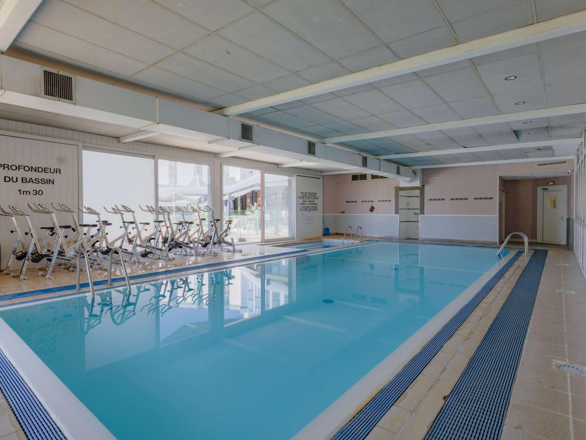 Mercure Lyon Est Villefontaine Eksteriør bilde